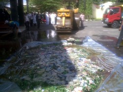 Polisi Musnahkan Ribuan Botol Miras dan Jamu di Bantul