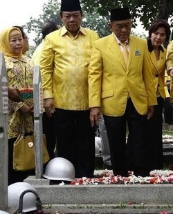 Ical Benar-benar Ditinggal