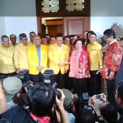 Deal Awal Golkar-PDIP: Kerjasama di Parlemen dan Pilkada