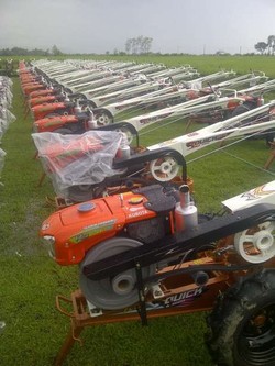 Bantuan Traktor dan Pompa Air Bagi Petani Pacitan Sudah Didistribusikan
