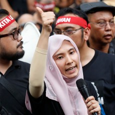 Putri Anwar Ibrahim Dibebaskan dengan Jaminan