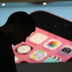 Apple Bujuk Pengguna Android Pindah Agama