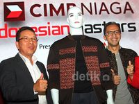 Jaket Tenun dari CIMB Niaga