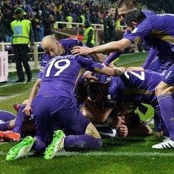 Comeback, Fiorentina Kalahkan Milan 2-1