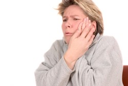 Jangan Asal Sikat Gigi Bila Tak Ingin Gigi Abrasi