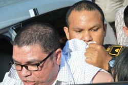 Baju Ditarik, Begini Penampakan Razman Ketika Dieksekusi Jaksa ke LP Cipinang