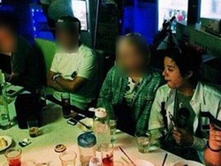 Foto Lama Amber f(x) Sedang Merokok Sulut Kontroversi