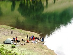 Jelajah Alam Semeru, Dari Danau Hingga Savana