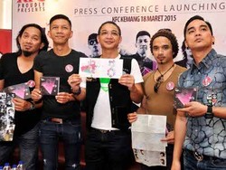 Ungu Coba Beridealis di Album Mozaik