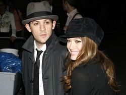 Hilary Duff Akui Sudah Tak Perawan di Usia Belasan?