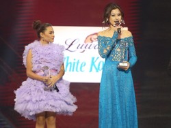 Aurel dan Kimberly Artis Muda Paling Fashionable, Dewi Sandra Hijaber Ter-stylish