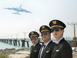 Tiga Pilot Playboy Masa Kini Terjebak dalam Dinasti Ming