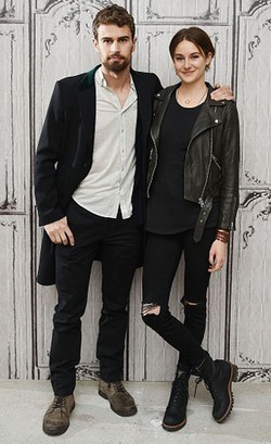 Shailene Woodley dan Theo James Tampil Edgy Untuk Promo Insurgent