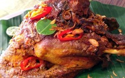 Ayam Pelalah dan Tum Ayam, Olahan Ayam Berbumbu yang Gurih Pedas