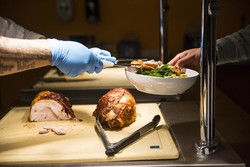 Karyawan Facebook Dijatah Makan ala Hotel Bintang Lima