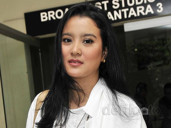 Marcella Zalianty Tunda Tambah Momongan