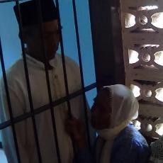 Busrin Terpindana Pencurian 3 Batang Mangrove Lengkapi Berkas PK