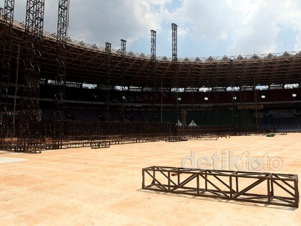 Ketika GBK Jadi Rebutan