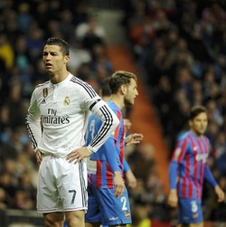 Ronaldo Dinilai seperti Bunuh Diri Kalau Tak Ikut Rayakan Gol Rekan Sendiri