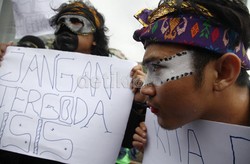 Sulitnya Menindak Tegas WNI yang Mau Bergabung ke ISIS