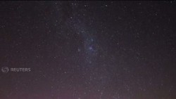 Cantiknya Aurora Australis di Selandia Baru