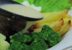 5 Destinasi di Indonesia dengan Kuliner Sehat