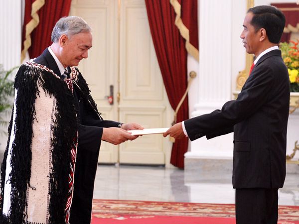 Jokowi Terima Surat Mandat dari Dubes Negara Sahabat