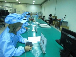 Ponsel 4G Made in Indonesia Juga Diproduksi di Banten