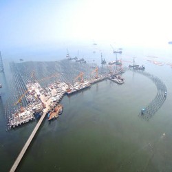 Pelabuhan Atas Laut New Tanjung Priok Dibuka September 2015