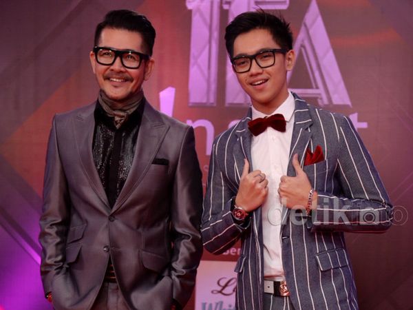 Like Father Like Son, Gaya Stylish Ferry Salim dan Brandon Nicholas