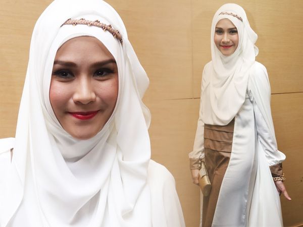 Gaya Hijab Zaskia Mecca, Simple tapi Tetap Stylish