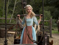 Masa Lalu yang Gelap dan Kontroversi Kebaikan Cinderella