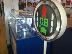 Mobileye, Alat Pencegah Tabrakan yang Bisa Dipasang di Mobil Anda