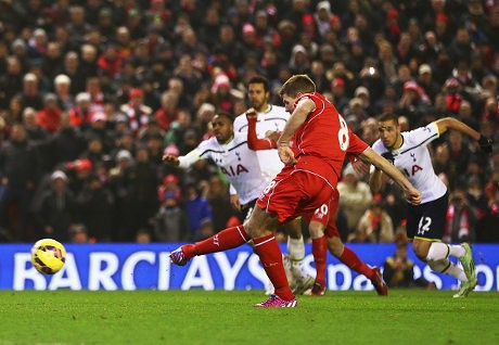 Gerrard Ungkap Cara Jadi Eksekutor Penalti Handal