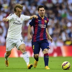 Peluang Messi Mantapkan Posisi sebagai Top Skorer El Clasico