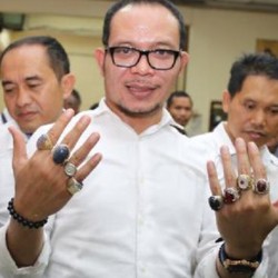 Ikut Jadi Kolektor Akik, Menteri Hanif: Akik itu Budaya Nusantara