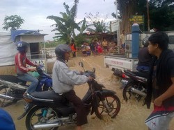 Sungai di Semarang Meluap, Jalur Pantura dan Ratusan Rumah Terendam