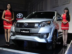 Berapa Biaya Tambah Kursi Belakang Rush, Toyota?