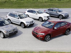 X7, SUV BMW Pertama Pakai Mesin V12