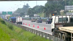 Terkena Sistem Buka Tutup di Tol JORR, Ini Tanggapan Supir Truk