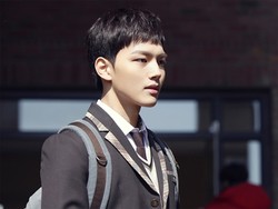 Yeo Jin Goo dan Seolhyun AOA di Lokasi Syuting Orange Marmalade