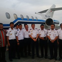 Jonan Merendah, Pesawat Jet Kemenhub Disebut Becak