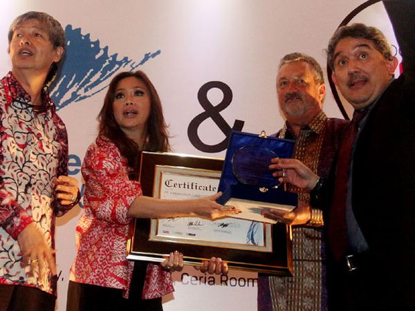 The Outstanding Corporate Innovator Award 2015