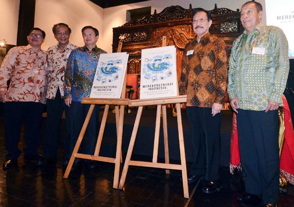 Peluncuran Buku Merekonstruksi Indonesia