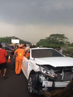 Ada Demo dan Kecelakaan, Macet Tol Jagorawi Makin Horor