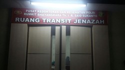 Ditembak Begal di Perut Bagian Kiri, Rahmat Si Juragan Beras Juga Dibacok