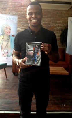 Langston Hues, Fotografer Amerika Bukukan Gaya Hijabers di Seluruh Dunia