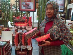 Di Tangan Ibu Ini, Rendang Sumbar Bisa Terbang Sampai ke Eropa dan AS