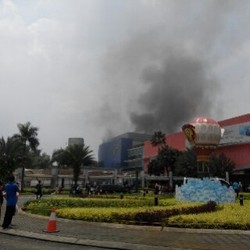 Kebakaran di Margo City Depok, 10 Unit Damkar Diterjunkan