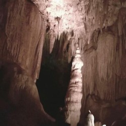 Pacitan Punya Gua Unik yang Bisa Mengeluarkan Suara Gong